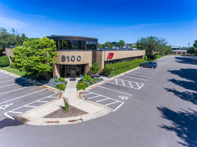 8100 Old Cedar Ave, Bloomington, MN for lease - Building Photo - Image 1 of 11