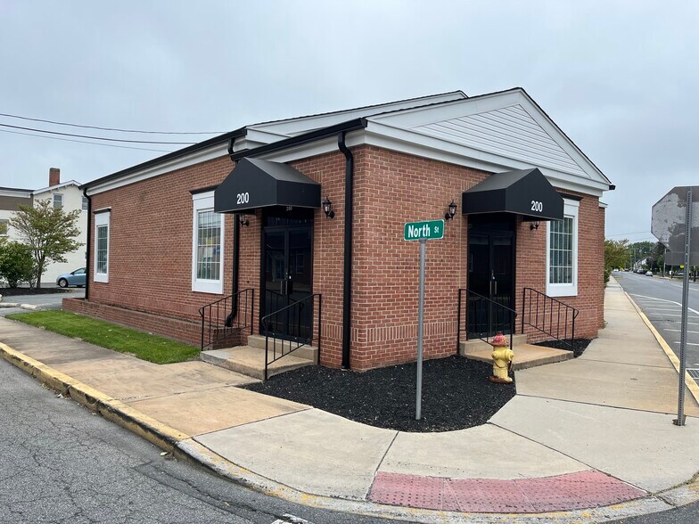 200 North St, Elkton, MD for sale - Building Photo - Image 1 of 1