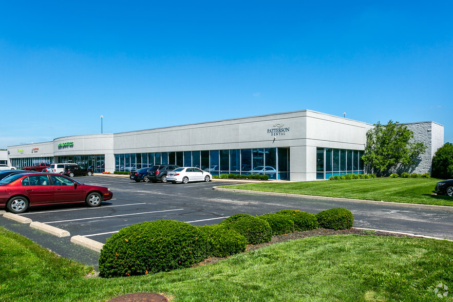 6110 Technology Center Dr, Indianapolis, IN for lease - Building Photo - Image 3 of 4