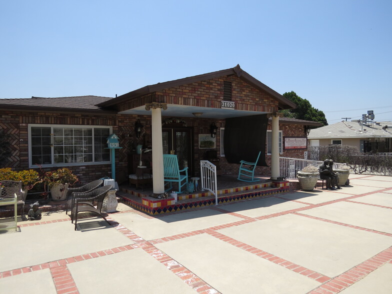 21027 E Covina Blvd, Covina, CA for sale - Building Photo - Image 1 of 3