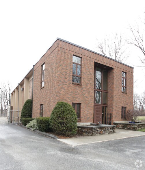 273 Newell St, Pittsfield, MA 01201