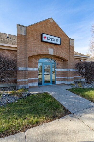 1123 S Indiana Ave, Goshen, IN for sale - Building Photo - Image 2 of 8