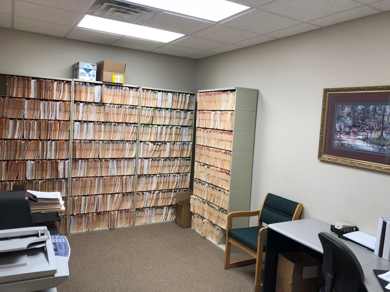 1905 Vine St, Hays, KS for sale - Other - Image 2 of 29