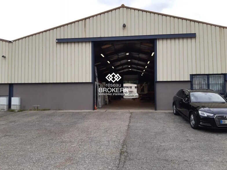 Flex in La Ravoire for lease - Building Photo - Image 2 of 2