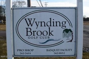 Wynding Brook Golf Club and Banquet Facility - Golf Course