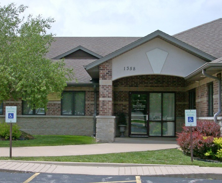 1354 E Kingsley St, Springfield, MO for sale - Building Photo - Image 1 of 1