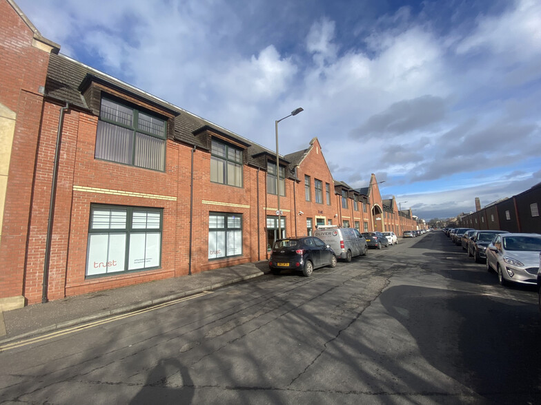 12 New Mart Rd, Edinburgh for lease - Building Photo - Image 2 of 2