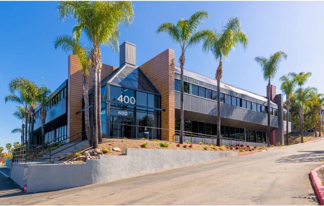 400 S Melrose Dr, Vista, CA for lease Primary Photo- Image 1 of 8
