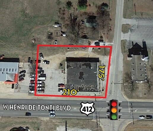 136 W Henri De Tonti Blvd, Springdale, AR for sale Primary Photo- Image 1 of 1