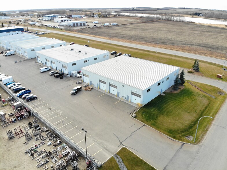 37 Burnt Basin St, Red Deer County, AB for lease - Building Photo - Image 3 of 3