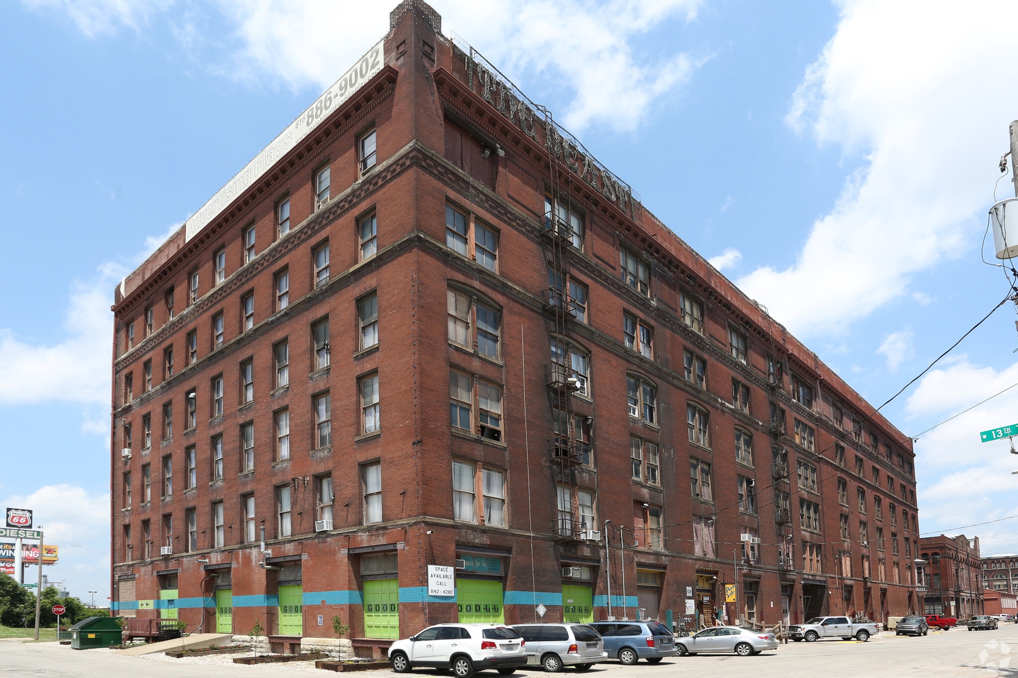 1420 W 13th Ter, Kansas City, MO for sale Primary Photo- Image 1 of 21