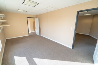 3 Tice Rd, Franklin Lakes, NJ for lease Building Photo- Image 2 of 9