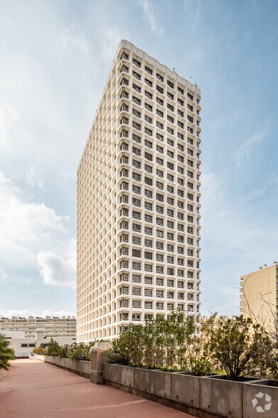 65 Avenue Jules Cantini, Marseille for sale - Building Photo - Image 2 of 3