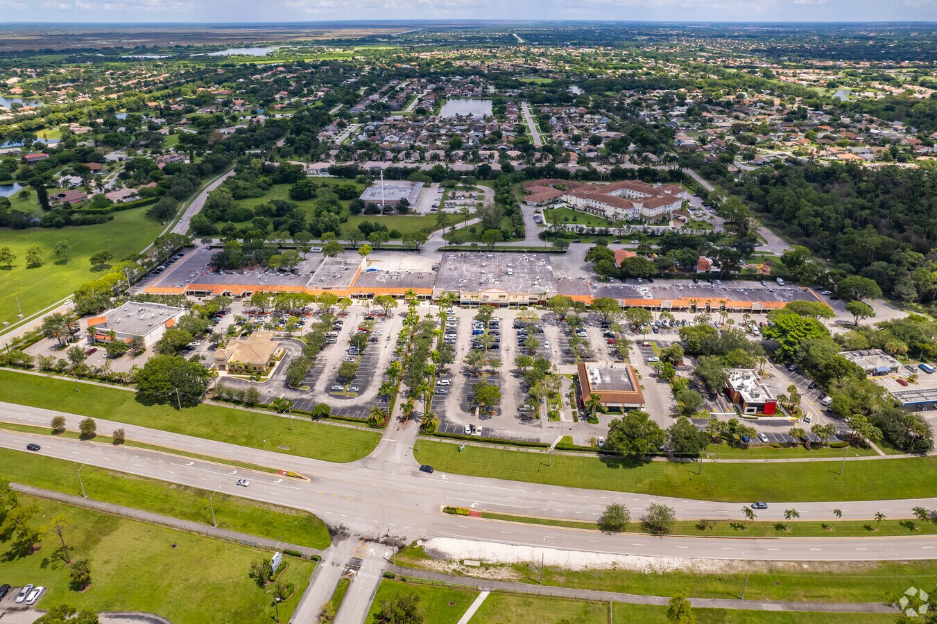 1138311445 Palmetto Park Rd, Boca Raton, FL 33428 Shoppes of Loggers