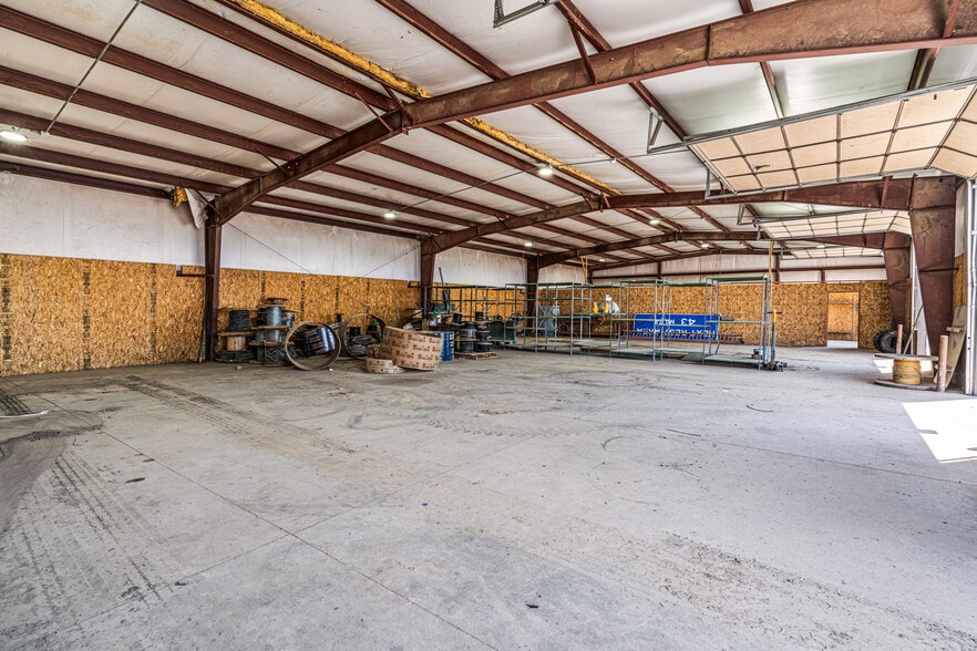 26898 E State Highway 96, Pueblo, CO for lease - Interior Photo - Image 2 of 7