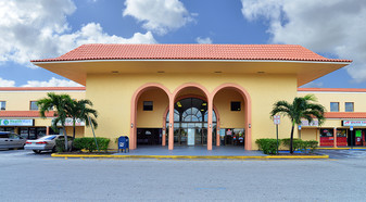 Inverness Plaza - Gas Station