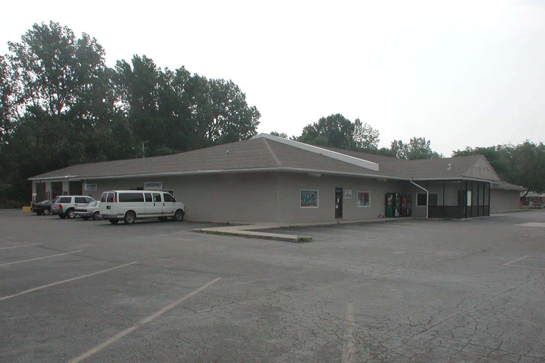 6000 Lakeshore Rd, Fort Gratiot, MI for lease Primary Photo- Image 1 of 4