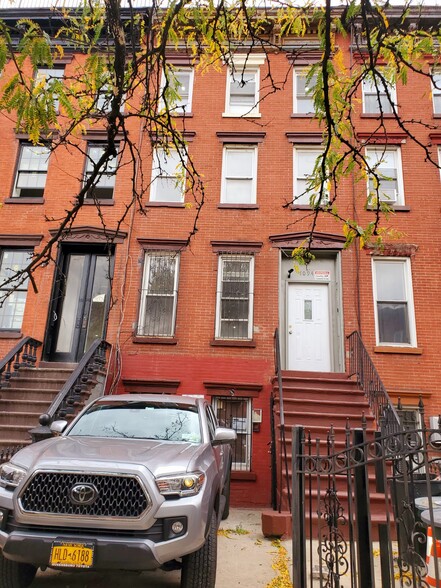 1094 Bushwick Ave, Brooklyn, NY for sale - Building Photo - Image 1 of 1