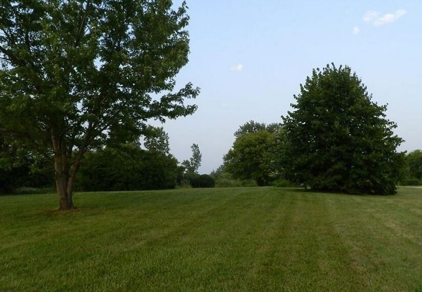 3385 S Center Rd, Burton, MI for sale Primary Photo- Image 1 of 1