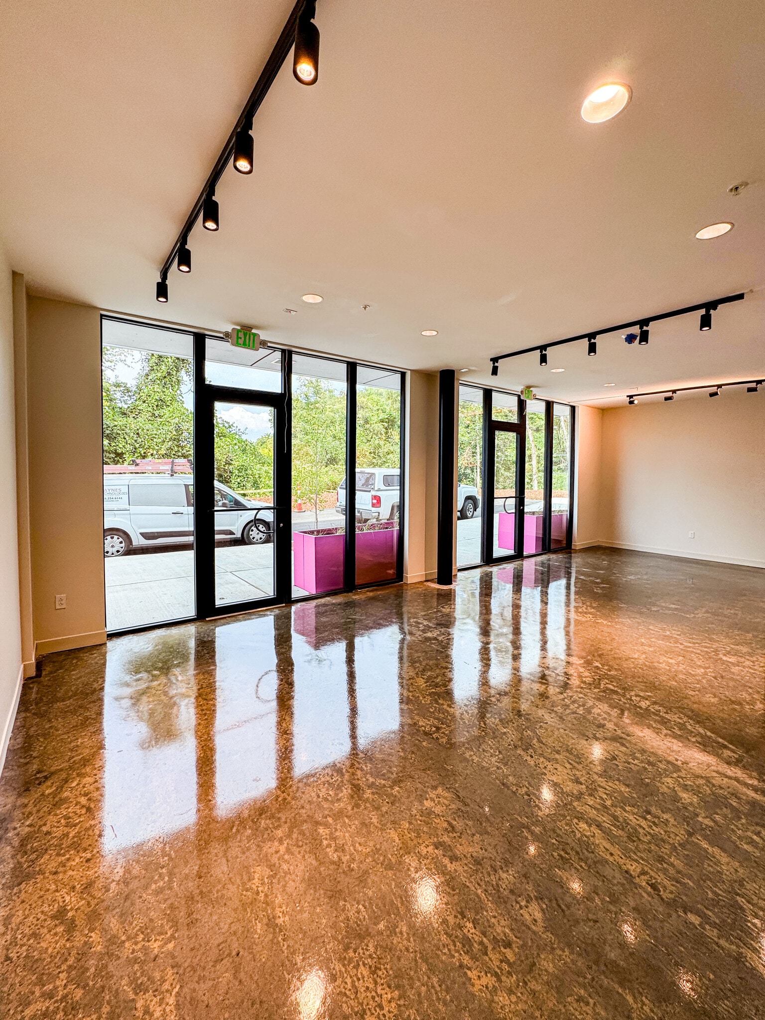 31 Artful Way, Asheville, NC for lease Interior Photo- Image 1 of 5
