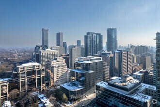 160 Bloor St E, Toronto, ON - aerial  map view