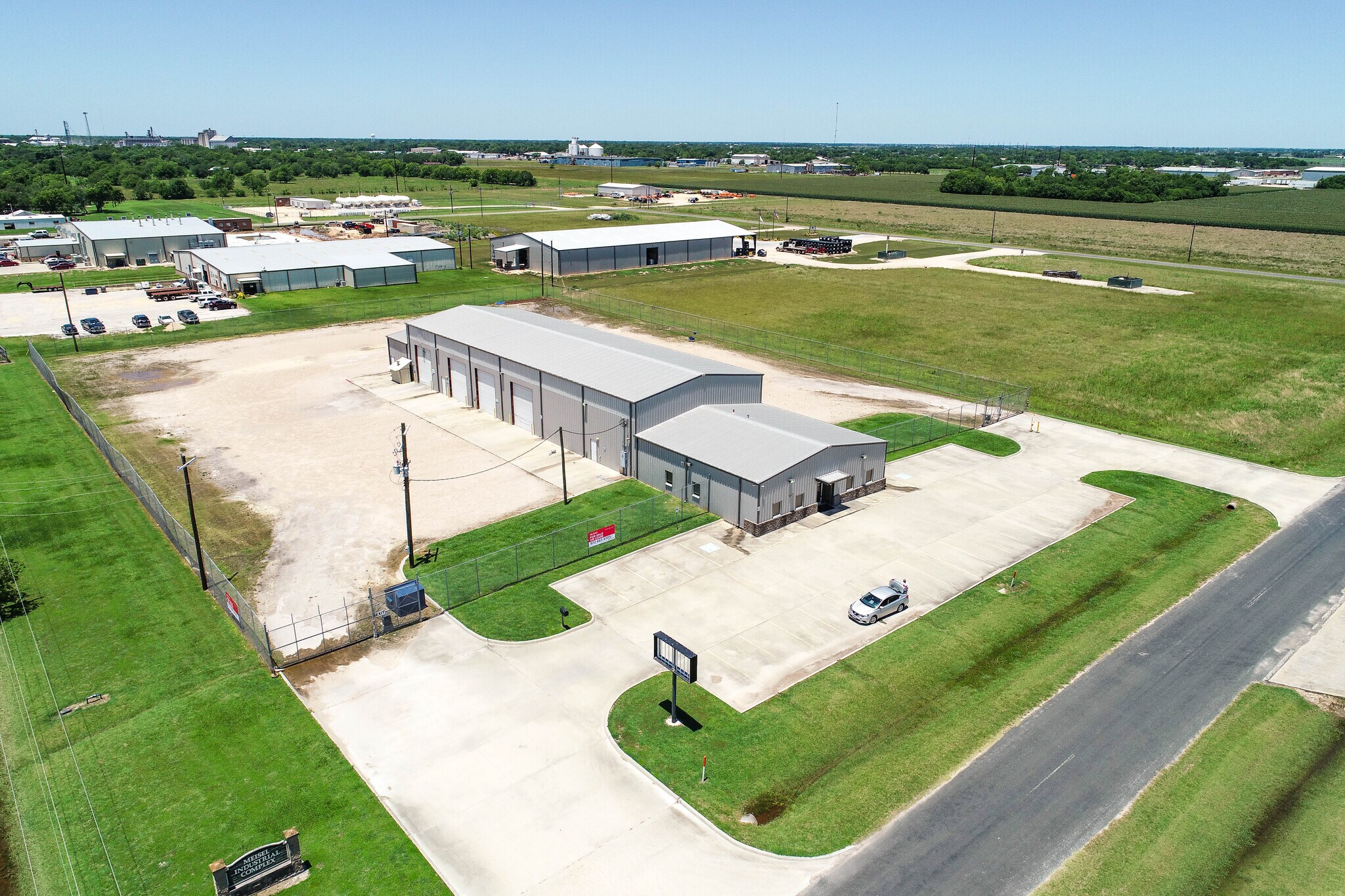 1406 Stubbs Dr, El Campo, TX 77437 Industrial for Lease