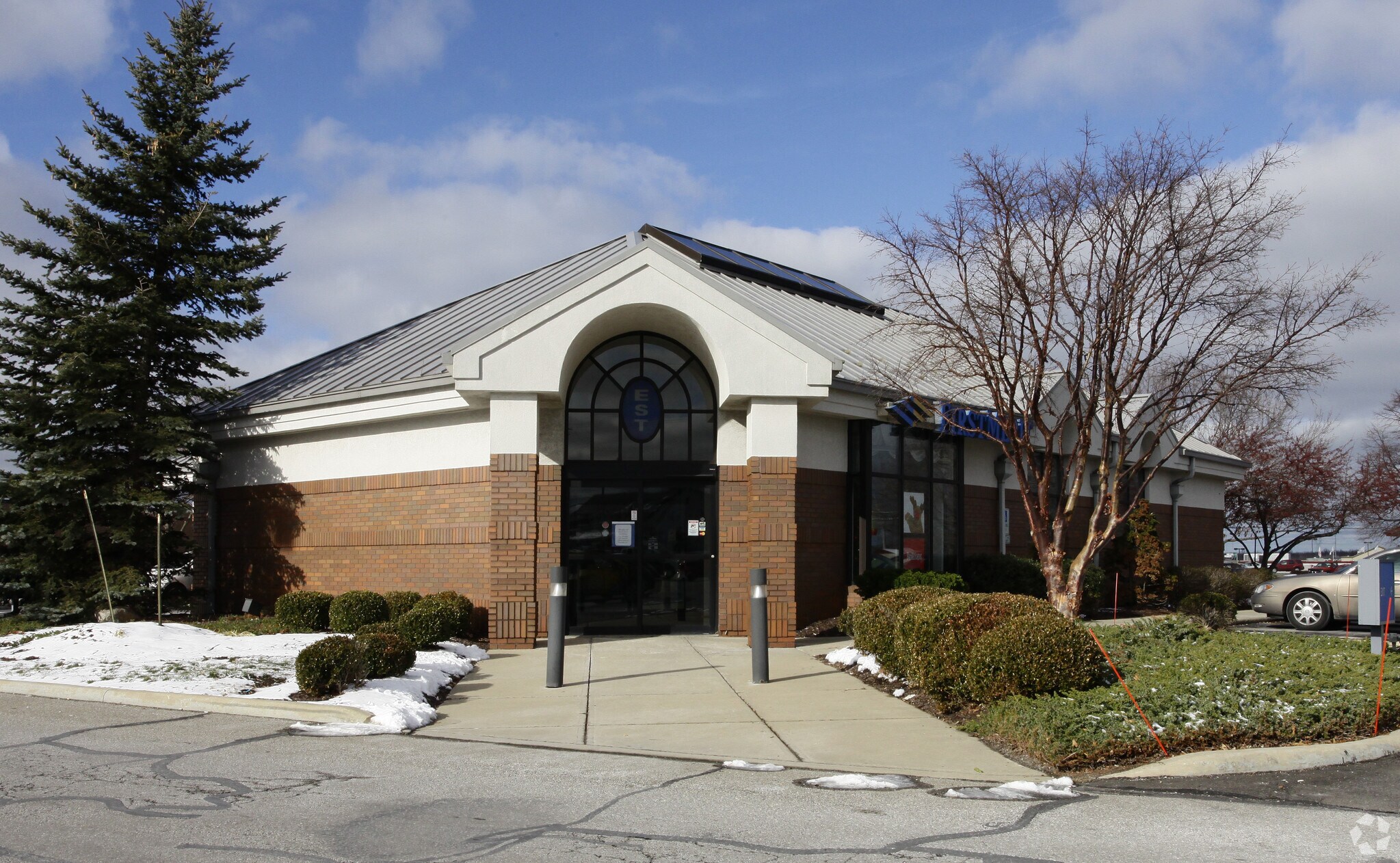 5252 Detroit Rd, Sheffield Lake, OH for sale Primary Photo- Image 1 of 1