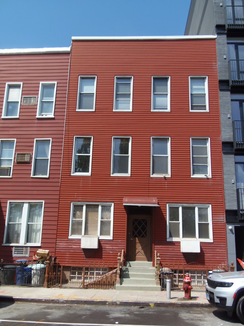 181 McGuinness Blvd, Brooklyn, NY for sale Primary Photo- Image 1 of 1