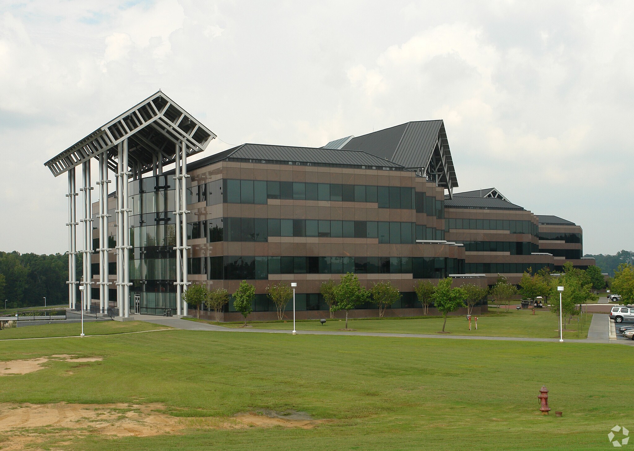 500 Clinton Center Dr, Clinton, MS 39056 South Pointe Business Park