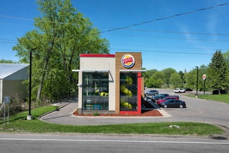 More details for 2535 Division St N, North Saint Paul, MN - Retail for Sale