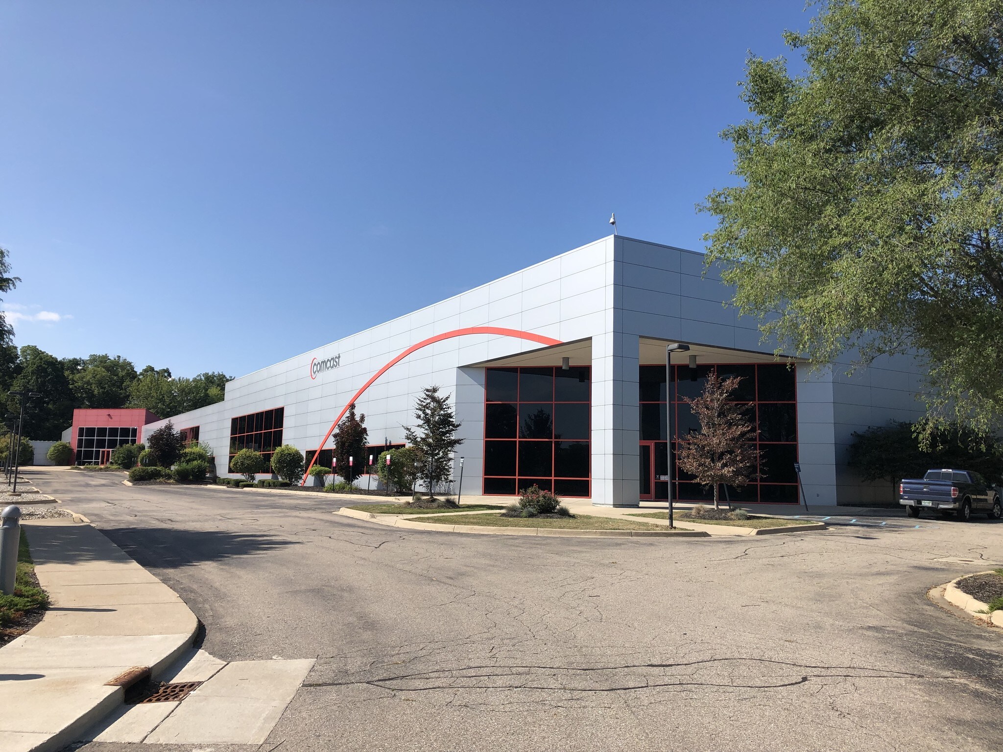 5775 Interface Dr, Ann Arbor, MI for lease Building Photo- Image 1 of 18