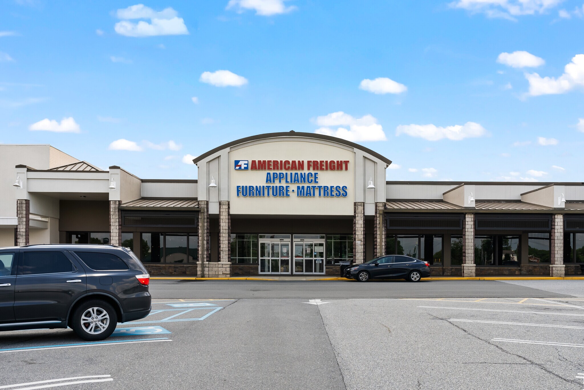 91-290 University Plz, Newark, DE for lease Building Photo- Image 1 of 12