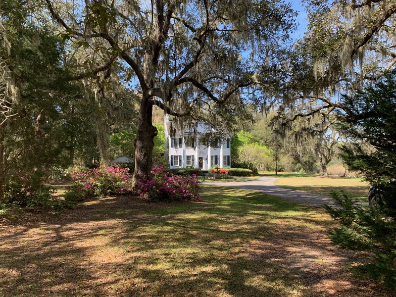 2267 Ashley River Rd, Charleston, SC 29414 | LoopNet