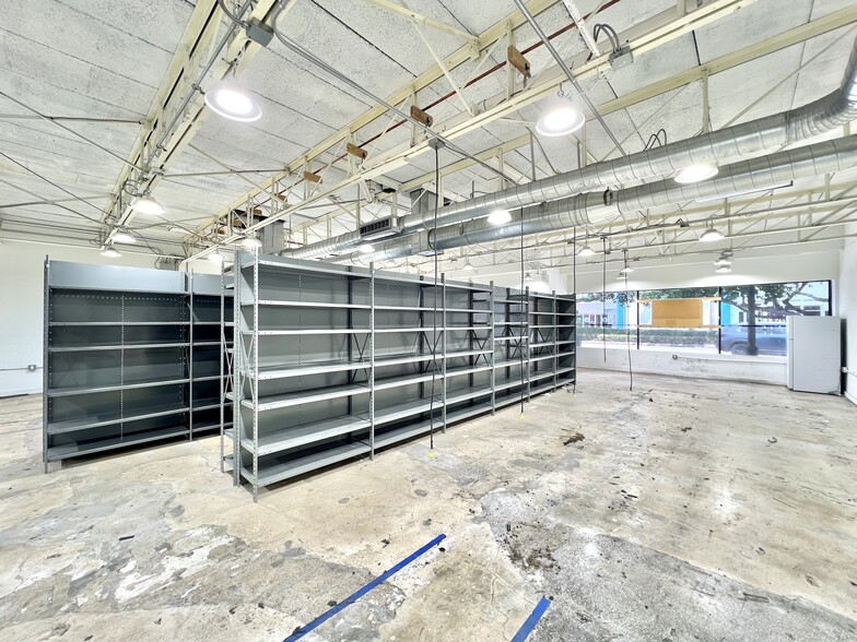 3390 SW 22nd St, Miami, FL for lease - Building Photo - Image 3 of 14