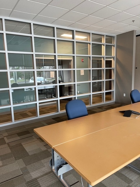 400 Davis Dr, Plymouth Meeting, PA for lease Interior Photo- Image 1 of 7