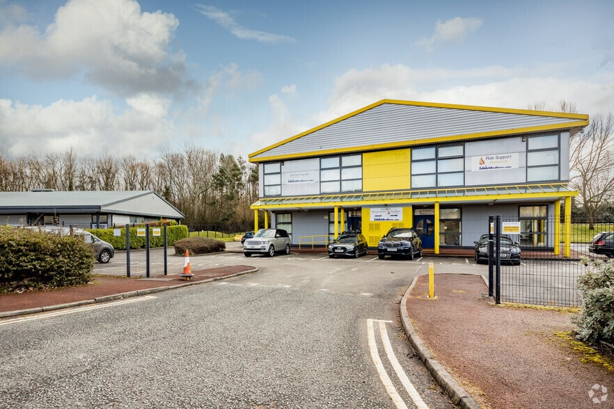 18 Faraday Rd, Liverpool for lease - Building Photo - Image 3 of 3