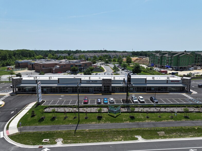 1724-1738 Pulaski, Bear, DE for lease - Building Photo - Image 2 of 8