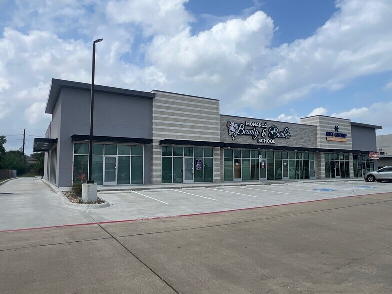 6324 West, Houston, TX for lease - Building Photo - Image 2 of 3