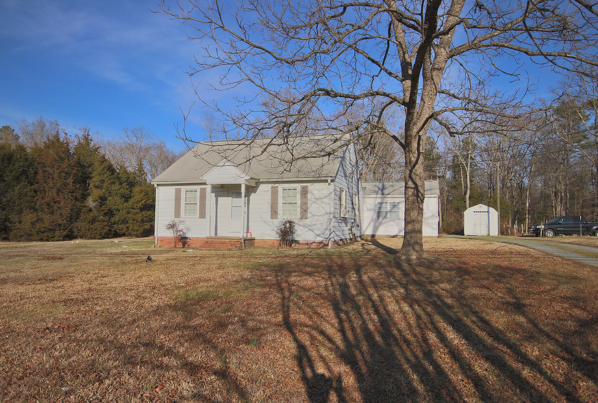 1916 Mt Carmel Church Road, Chapel Hill, NC for sale - Primary Photo - Image 1 of 1