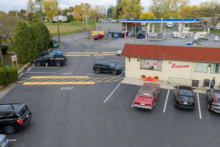 189 Claremont Ave, Tamaqua, PA for sale - Building Photo - Image 3 of 39