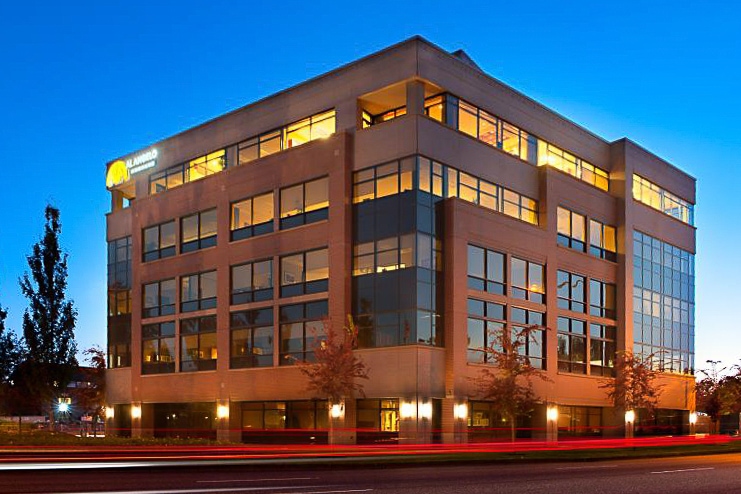 400 E Mill Plain Blvd, Vancouver, WA for lease - Building Photo - Image 1 of 7