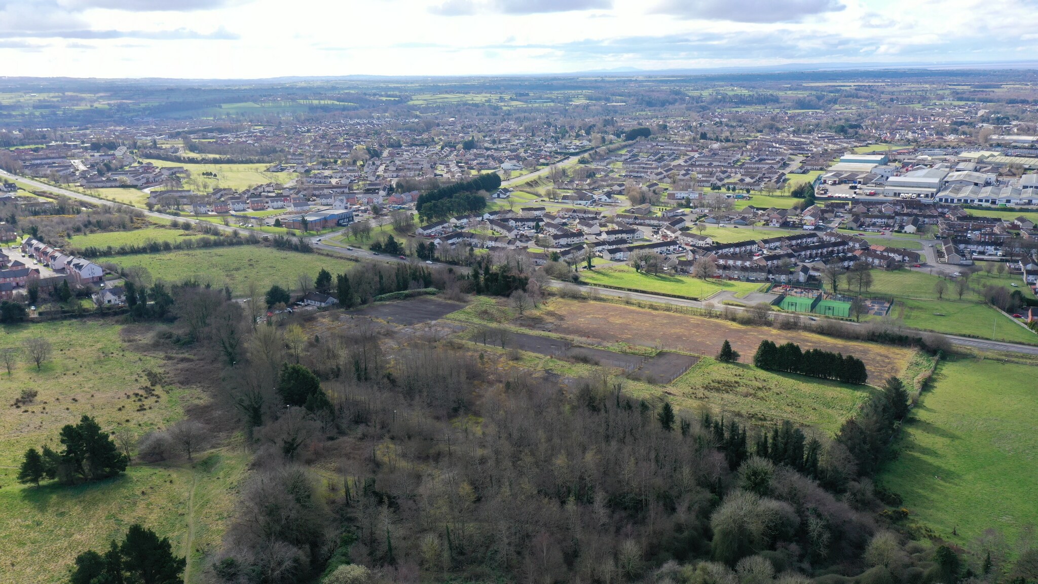 4 Birch Hill Rd S, Antrim for sale Primary Photo- Image 1 of 3