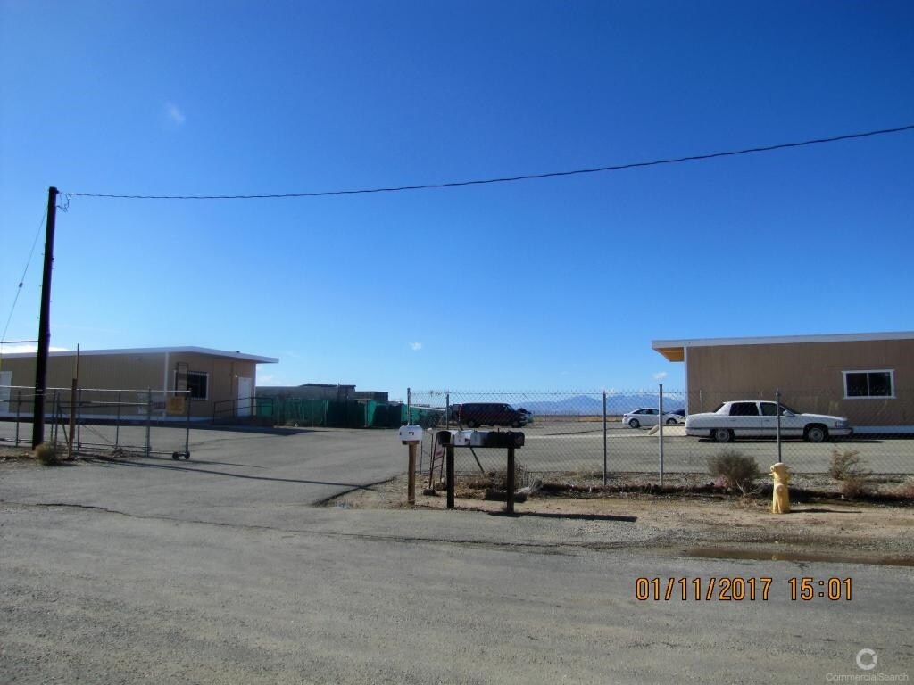 19577 Neuralia Rd, California City, CA for sale Primary Photo- Image 1 of 1