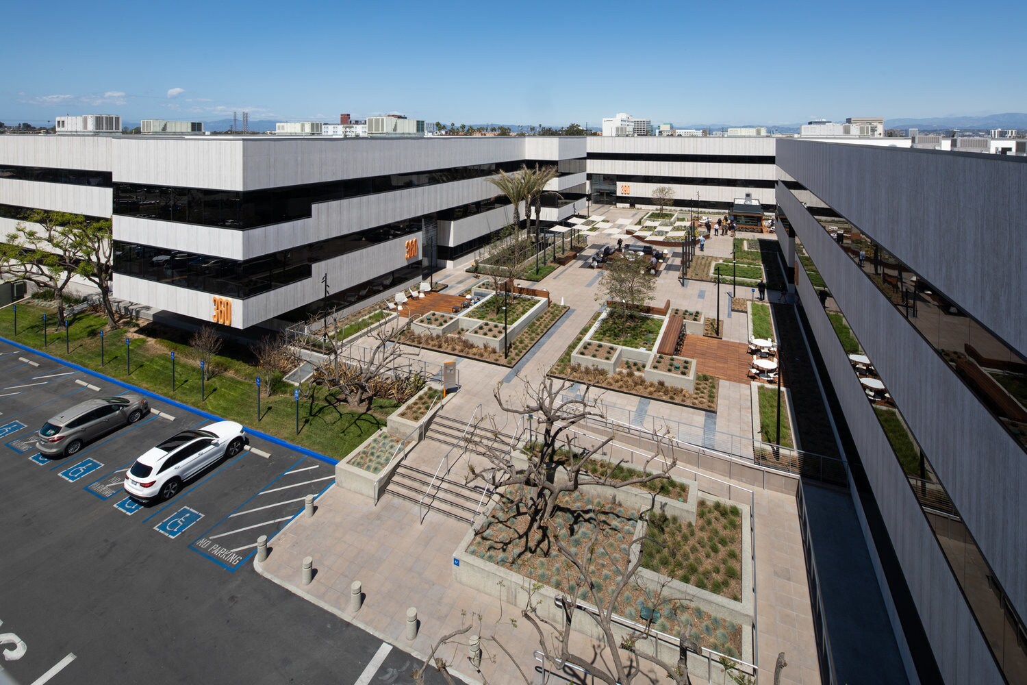 390 N Pacific Coast Hwy, El Segundo, CA for sale Building Photo- Image 1 of 1