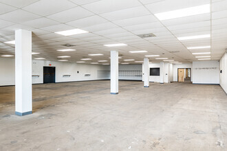 800-862 SW Blue Pky, Lees Summit, MO for lease Interior Photo- Image 2 of 6