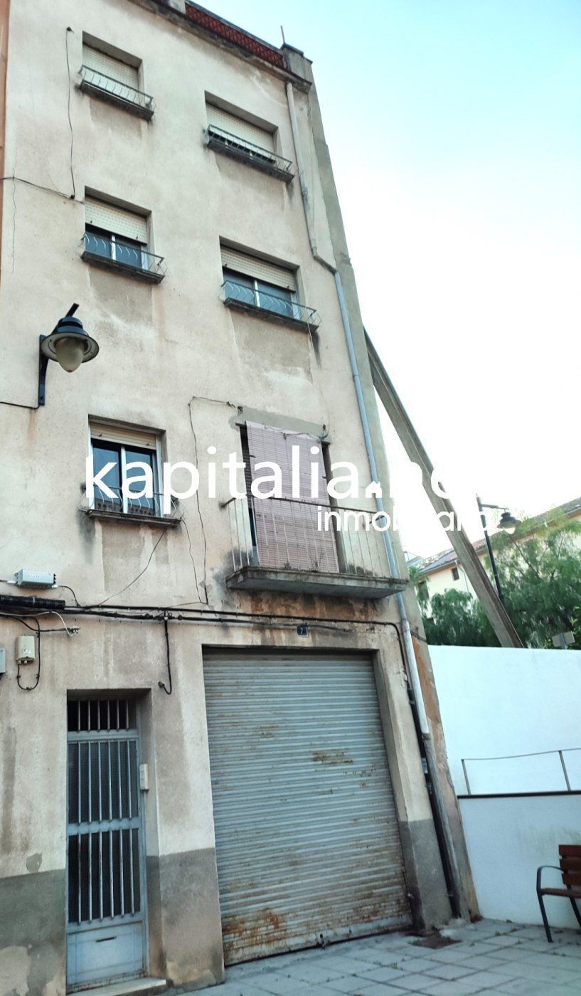 Land in València for sale Building Photo- Image 1 of 13