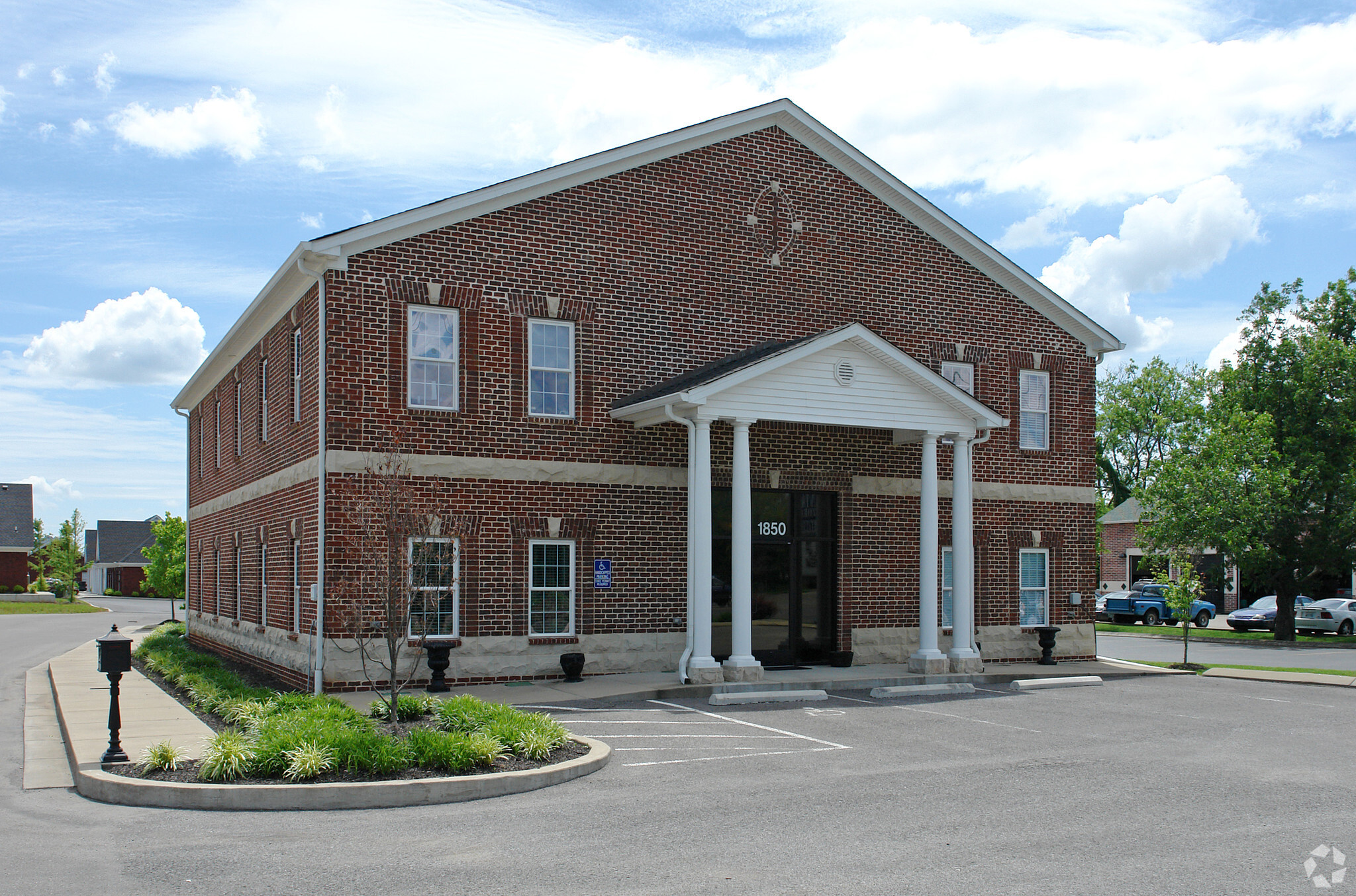 1850 Memorial Blvd, Murfreesboro, TN for sale Primary Photo- Image 1 of 1