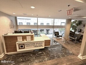 100 E Walton St, Chicago, IL for lease Interior Photo- Image 2 of 19