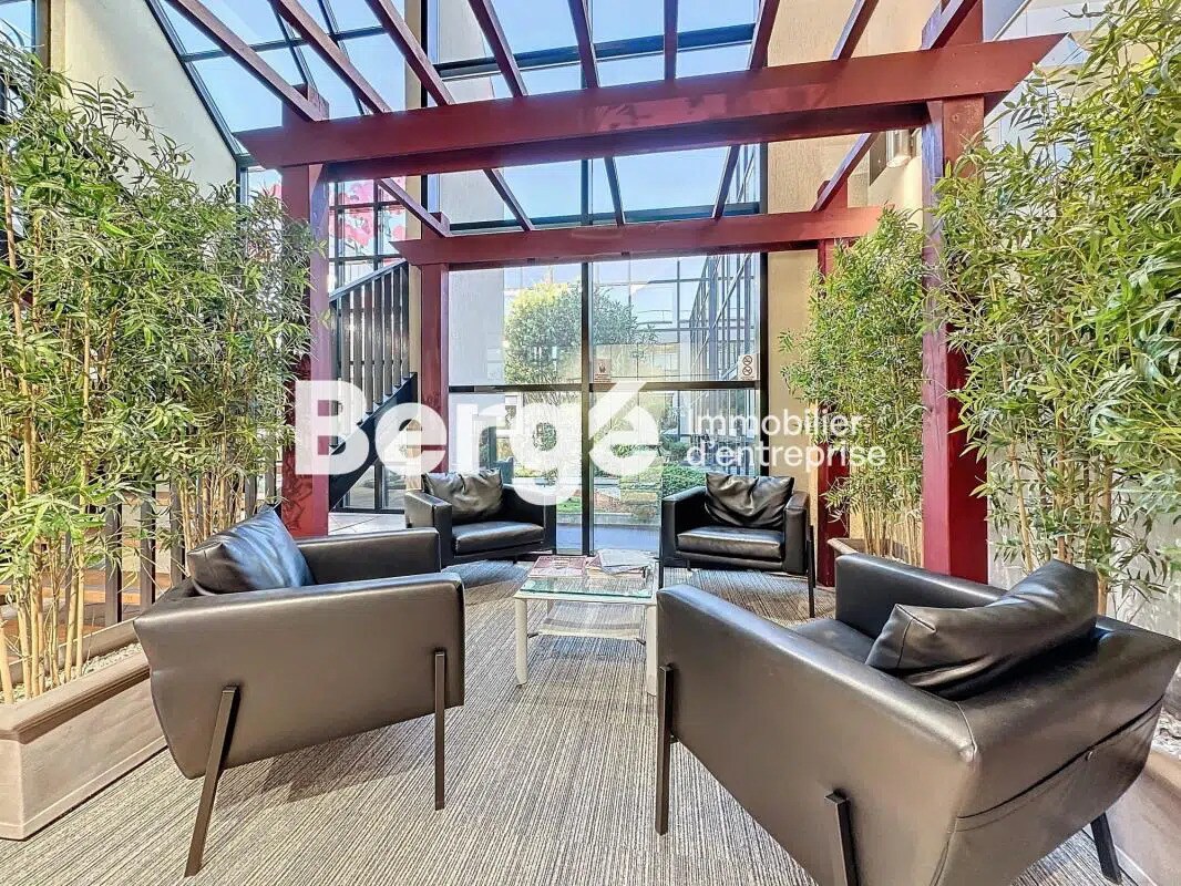 Office in SOPHIA ANTIPOLIS for lease Building Photo- Image 1 of 13