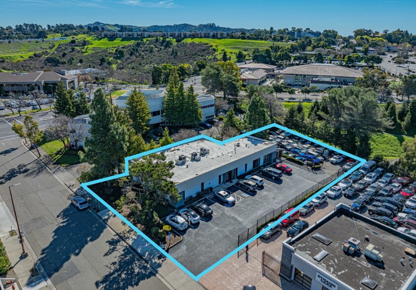 3211 Auto Plaza, Richmond, CA for sale - Building Photo - Image 1 of 1